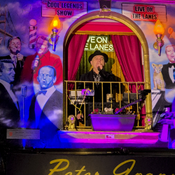 Brighton's singing barber