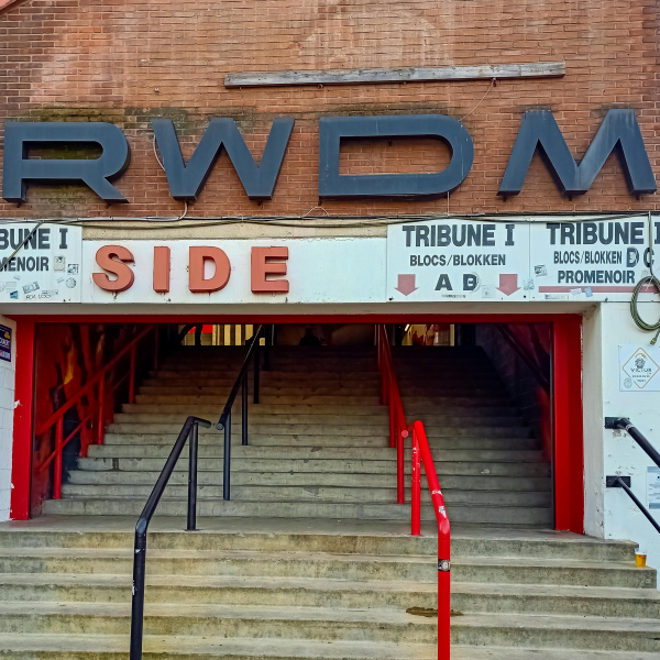 Edmond Machtensstadion - RWDM