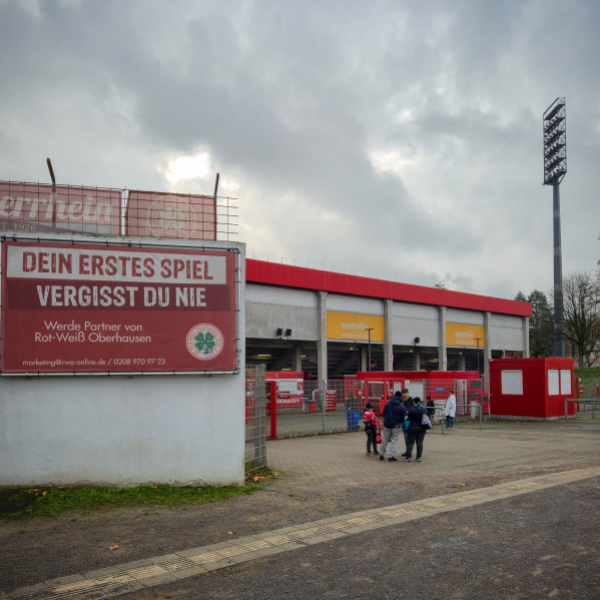 Niederrhein Stadion - Rot-Weiß Oberhausen